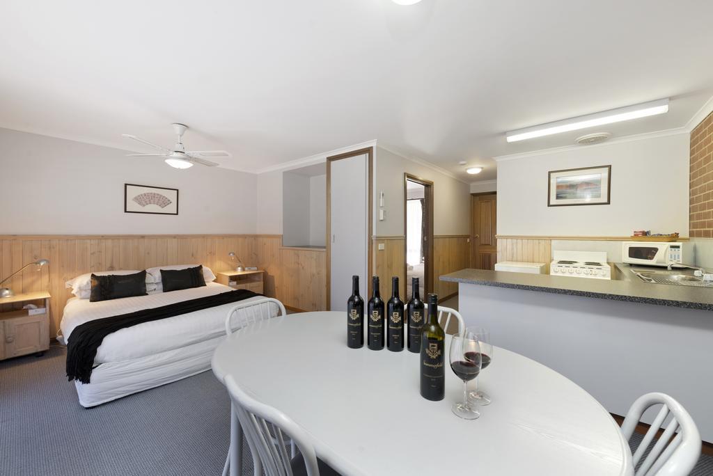 Summerfield Winery And Accommodation Pyrenees Exterior foto